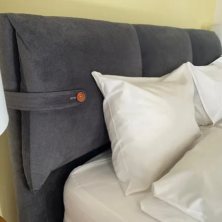 Frida Apartman, Exkluzív Várpanorámával, A Belváros Szívében, Ingyenes Parkolással Appartement