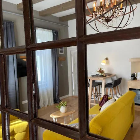 Frida Apartman, Exkluzív Várpanorámával, A Belváros Szívében, Ingyenes Parkolással