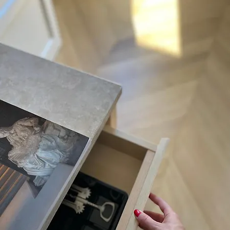 Appartamento Frida Apartman, Exkluzív Várpanorámával, A Belváros Szívében, Ingyenes Parkolással