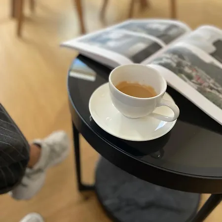 Frida Apartman, Exkluziv Varpanoramaval, A Belvaros Sziveben, Ingyenes Parkolassal Apartment Veszprem