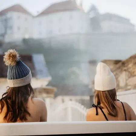 Appartement Frida Apartman, Exkluzív Várpanorámával, A Belváros Szívében, Ingyenes Parkolással