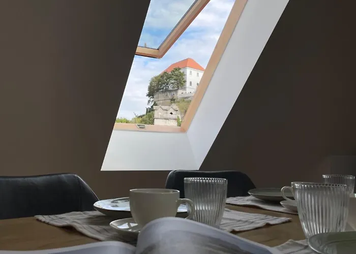 Apartmán Frida Apartman, Exkluziv Varpanoramaval, A Belvaros Sziveben, Ingyenes Parkolassal *