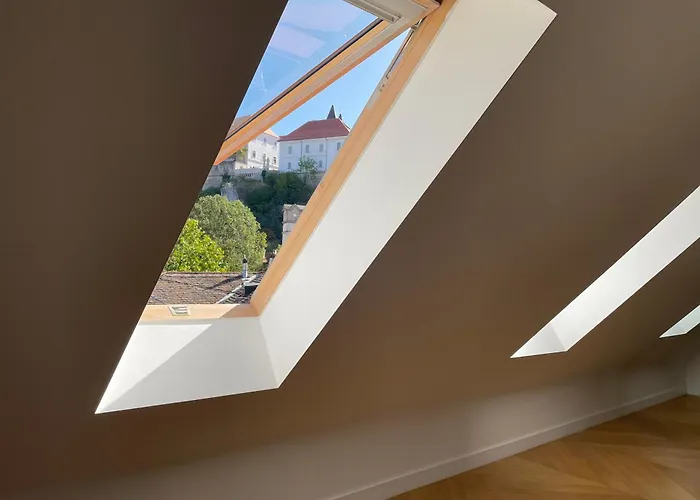 Frida Apartman, Exkluziv Varpanoramaval, A Belvaros Sziveben, Ingyenes Parkolassal Apartmán